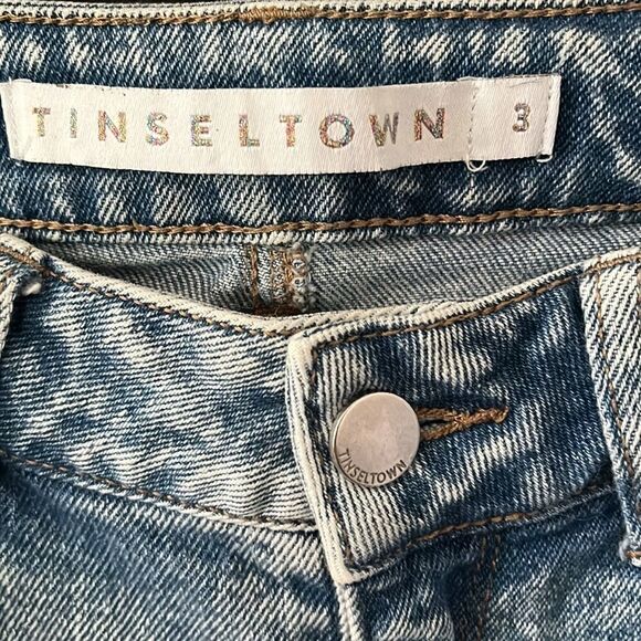 Tinseltown Juniors' Distressed Mom Jeans Sz-3 - Picture 4 of 9